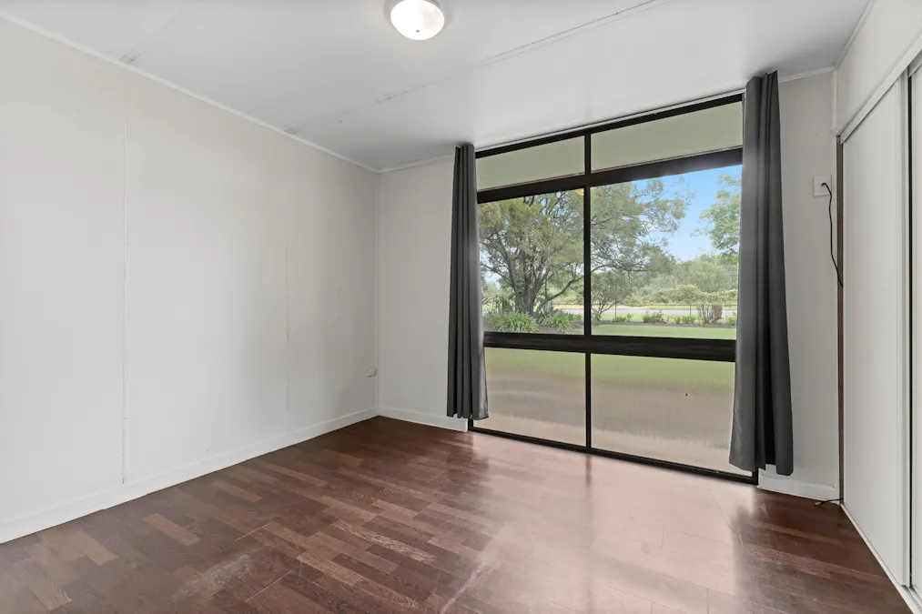 42 Brookside Place, Postmans Ridge, QLD, 4352 - Image 23