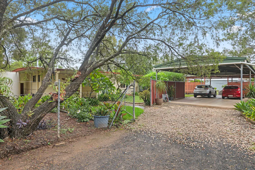 42 Brookside Place, Postmans Ridge, QLD, 4352 - Image 8