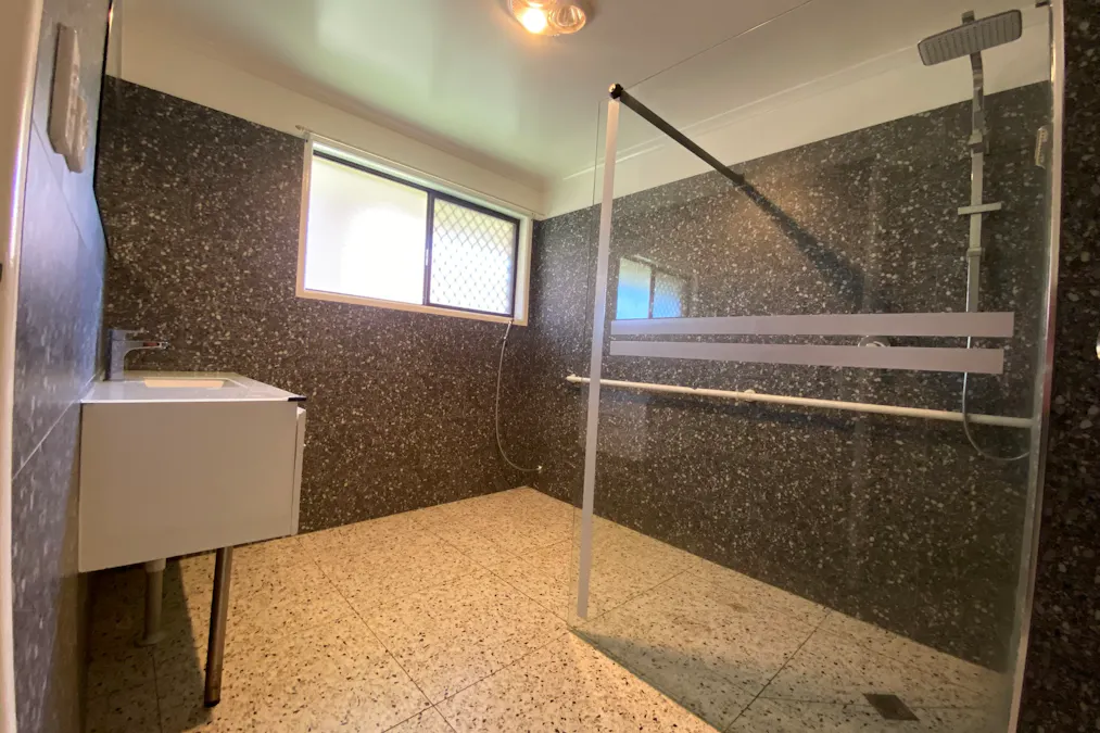 9 Greyfriars Street, Rockville, QLD, 4350 - Image 10
