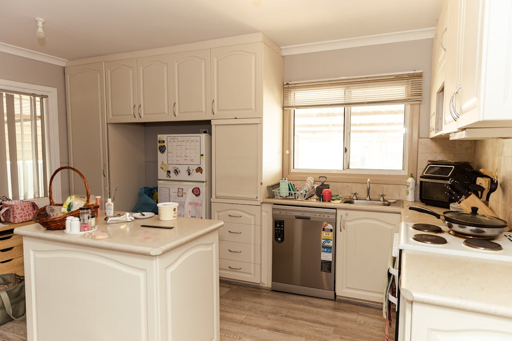 9 Boyd Street, Merredin, WA, 6415 - Image 7