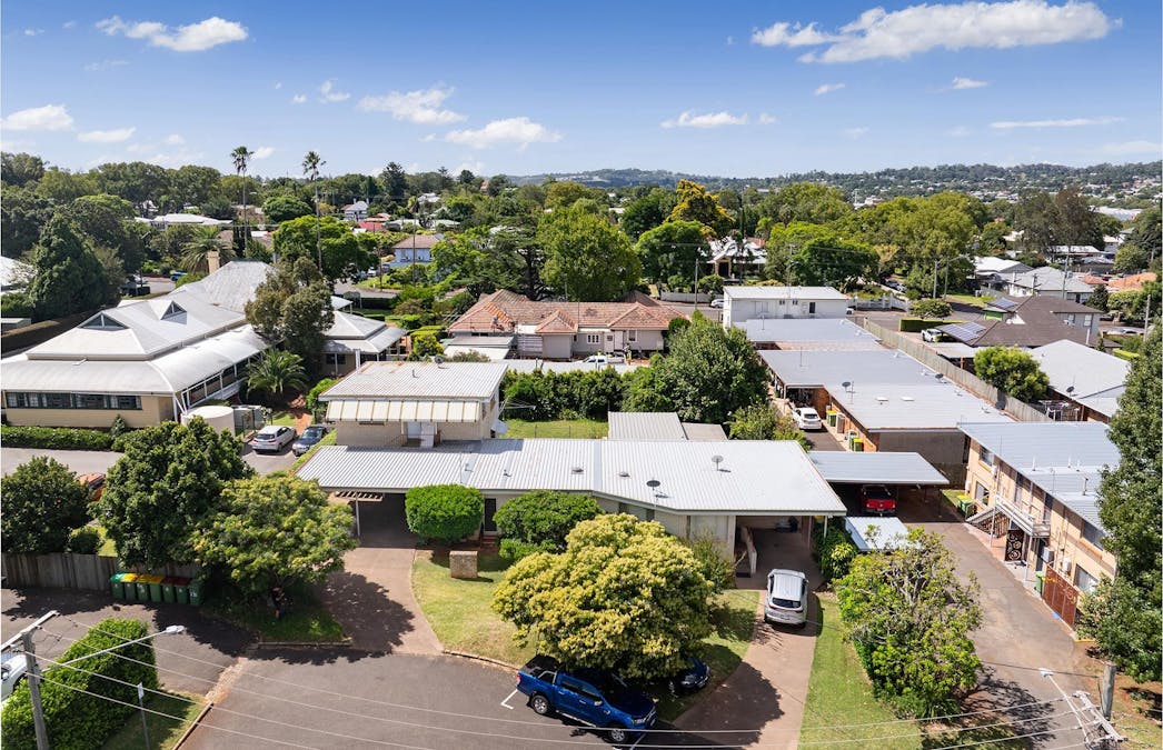 33 Isabel Street, Toowoomba City, QLD, 4350 - Image 1