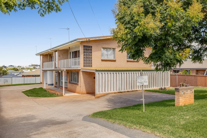 60 Noll Street, Kearneys Spring, QLD, 4350 - Image 1