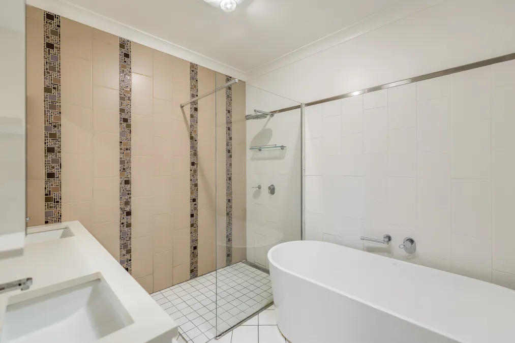 24 Boyd Street, Wilsonton, QLD, 4350 - Image 4