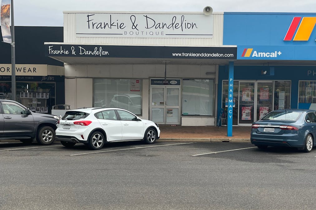 8 East Terrace, Loxton, SA, 5333 - Image 1