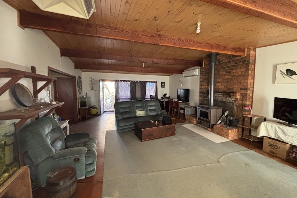 5825 Robinvale-Sea Lake Road, Manangatang, VIC, 3546 - Image 11