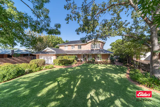 19 Langford Drive, Dubbo, NSW, 2830 - Image 1