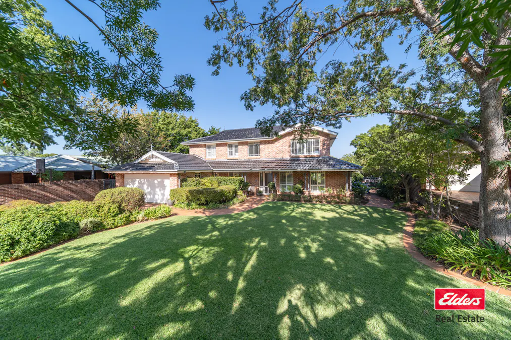 19 Langford Drive, Dubbo, NSW, 2830 - Image 1