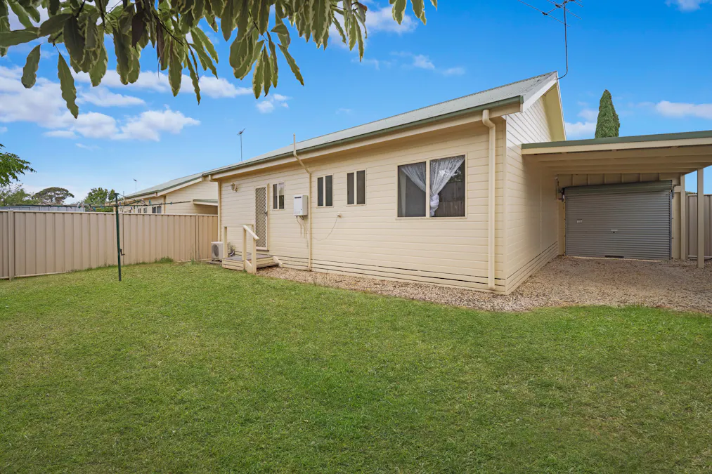 1-4/11 Uren Court, Hamilton, VIC, 3300 - Image 7
