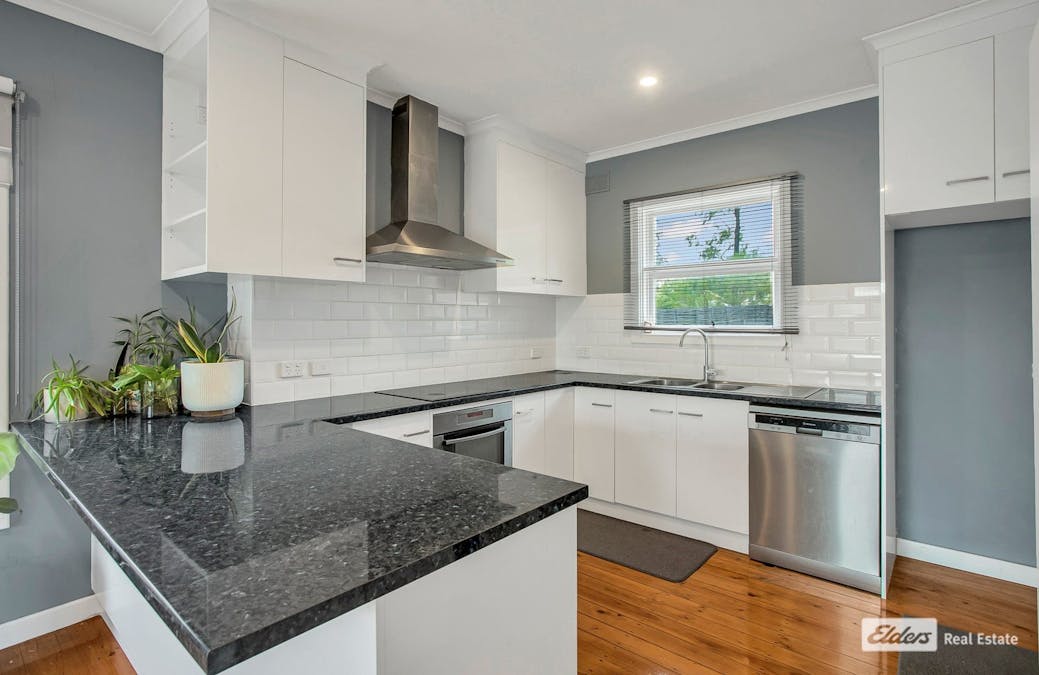 6 Pine Grove, Naracoorte, SA, 5271 - Image 3