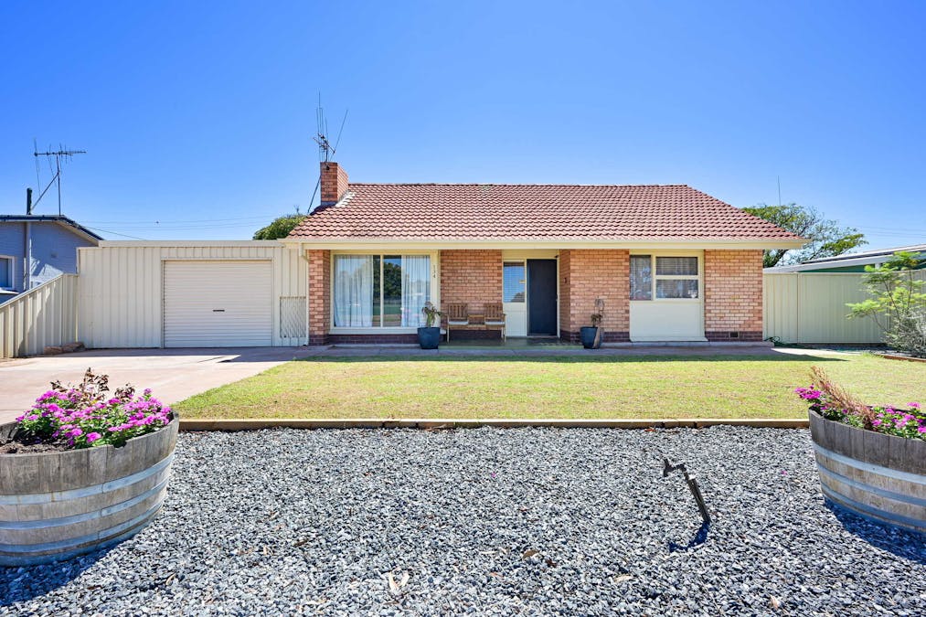 134 Nicolson Avenue, Whyalla Stuart, SA, 5608 - Image 1