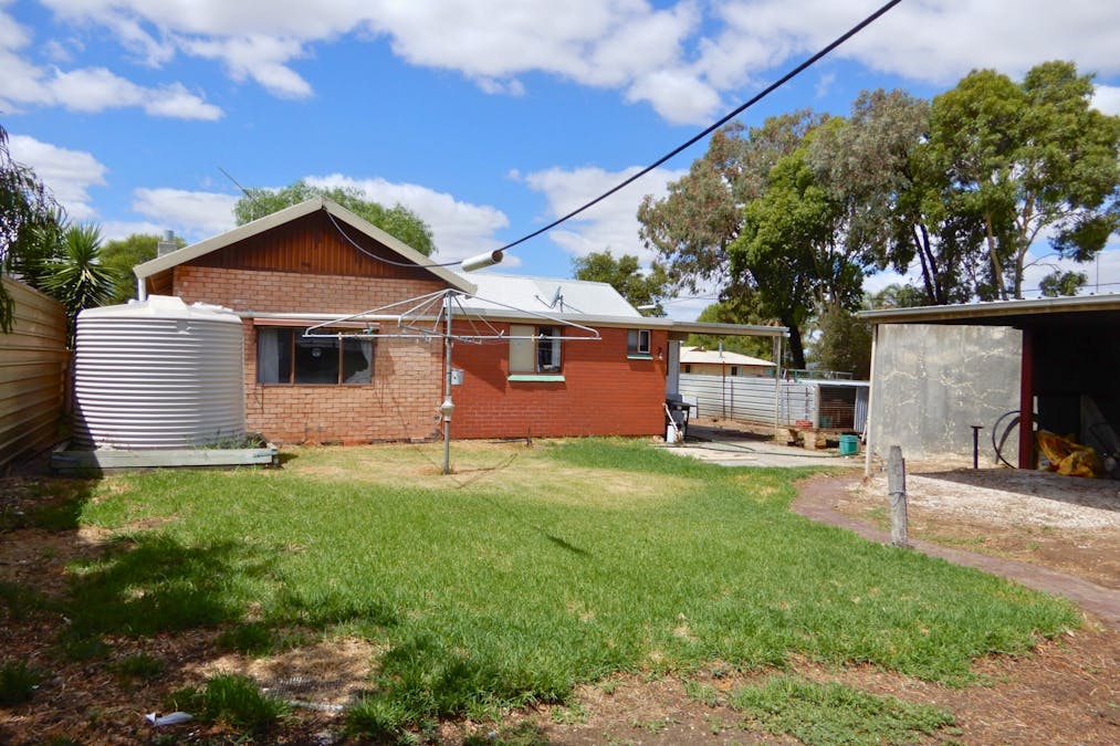 51 Salom Street, Bordertown, SA, 5268 - Image 11