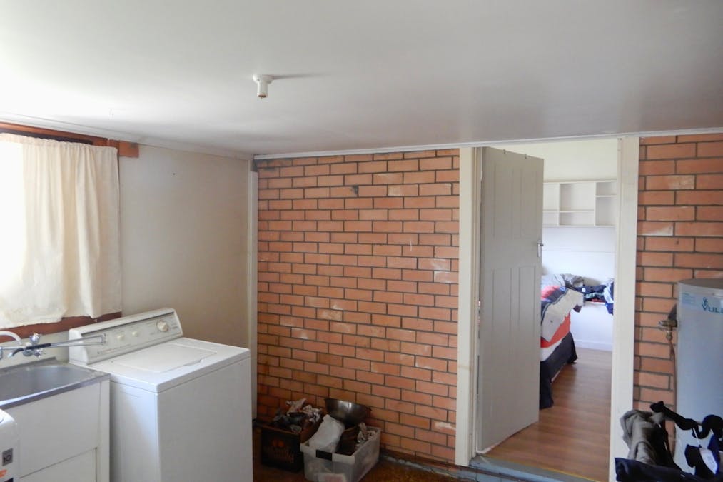 51 Salom Street, Bordertown, SA, 5268 - Image 21