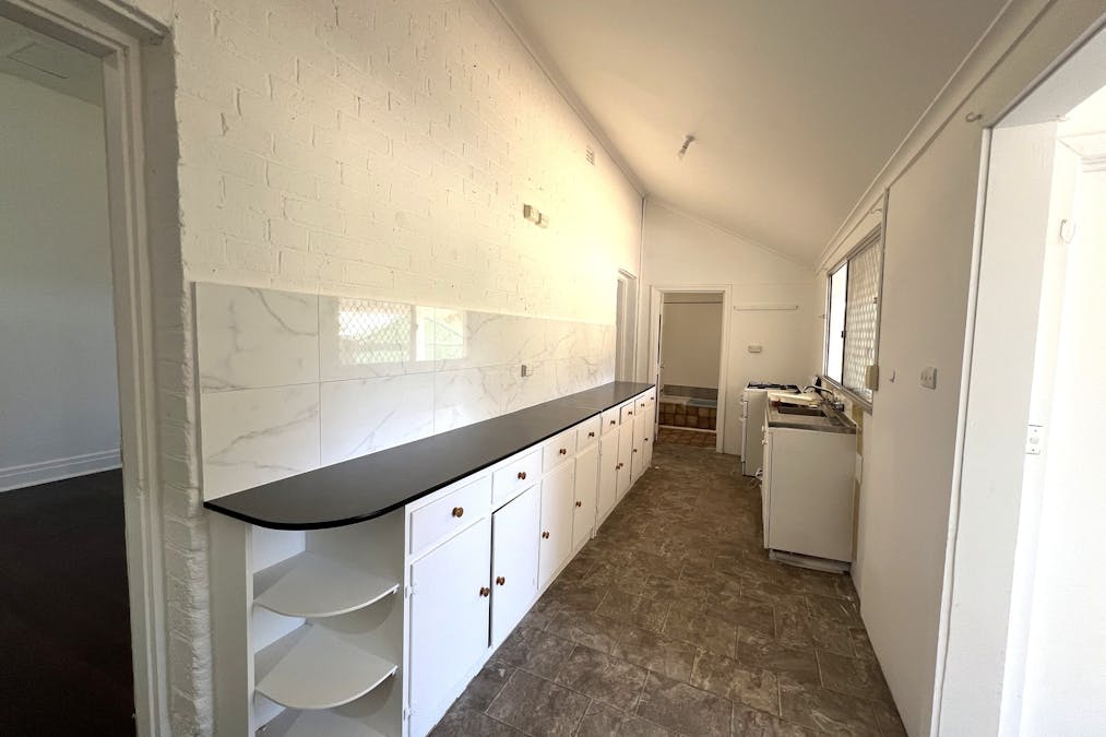 3 Felspar Street, Narrogin, WA, 6312 - Image 8