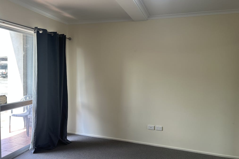 3/141 Auckland Street, Gladstone Central, QLD, 4680 - Image 6