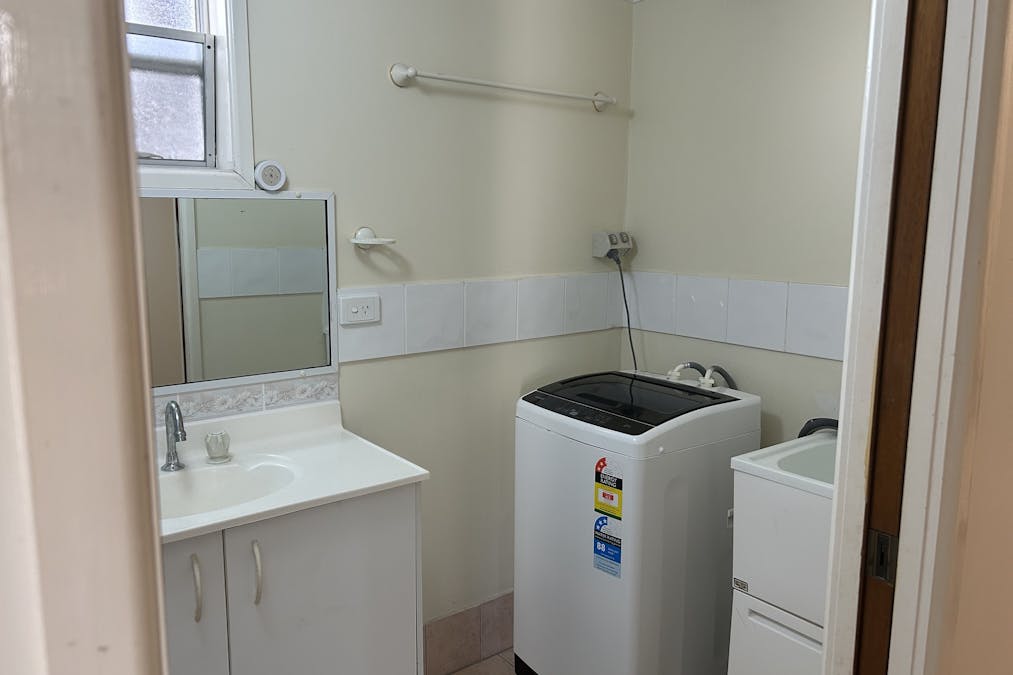 3/141 Auckland Street, Gladstone Central, QLD, 4680 - Image 7