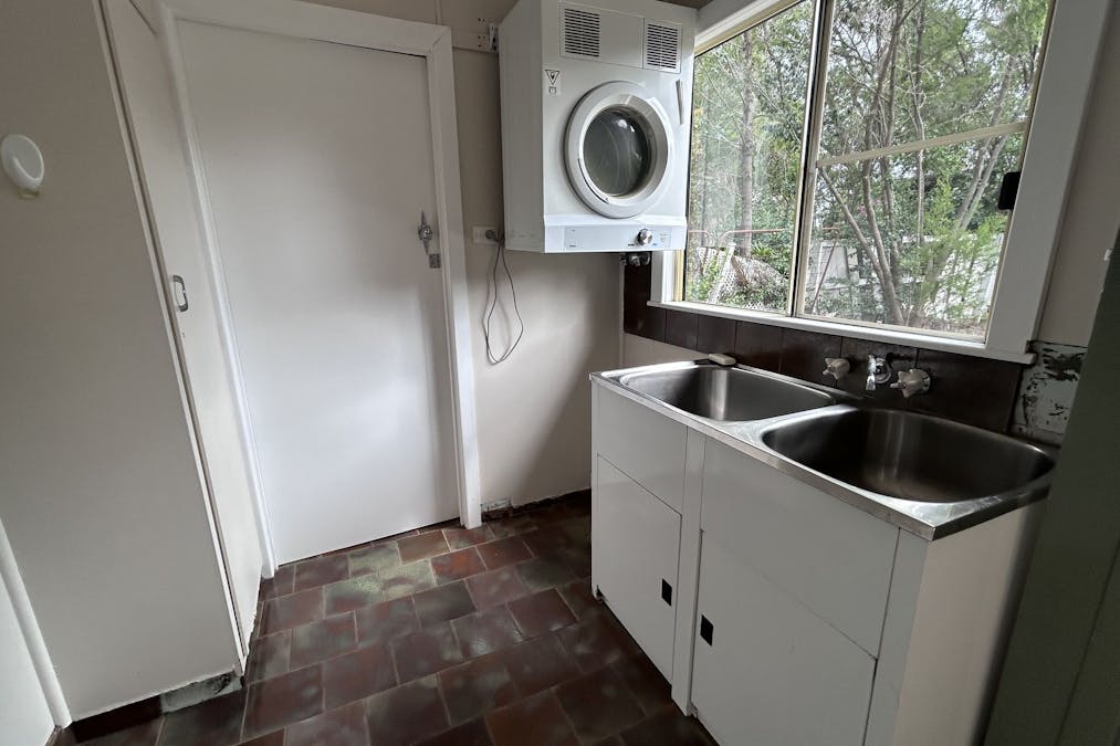 11 Hawthorne Street, Dalby, QLD, 4405 - Image 8