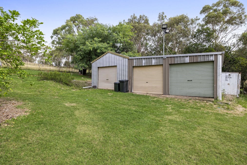 1127 Ruthven Street Street, Kearneys Spring, QLD, 4350 - Image 2