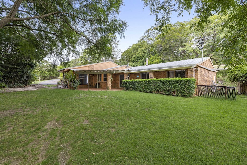 1127 Ruthven Street Street, Kearneys Spring, QLD, 4350 - Image 17