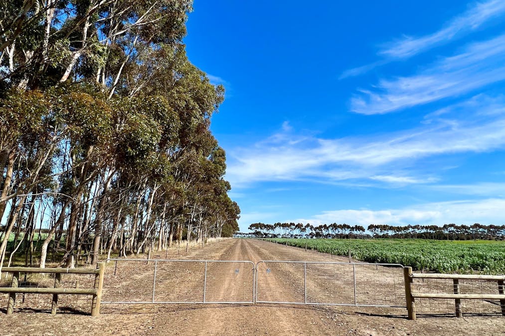 2368 Hamilton Highway, Darlington, VIC, 3271 - Image 24