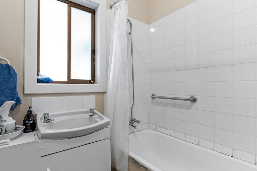 61 Gramp Avenue, Angaston, SA, 5353 - Image 12