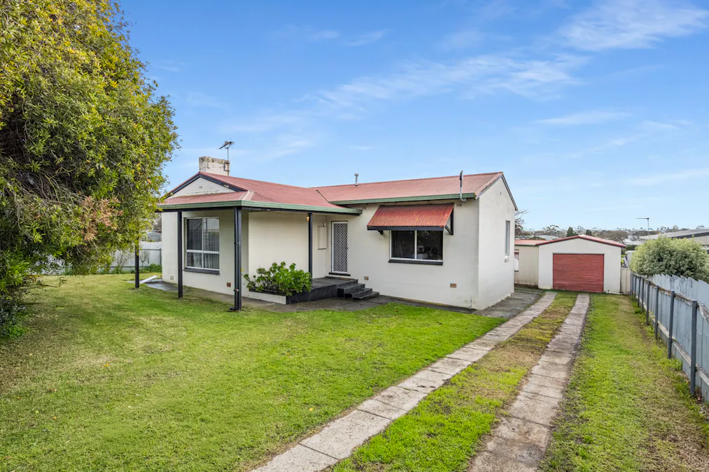 38 Shepherdson Road, Mount Gambier, SA, 5290 - Image 1
