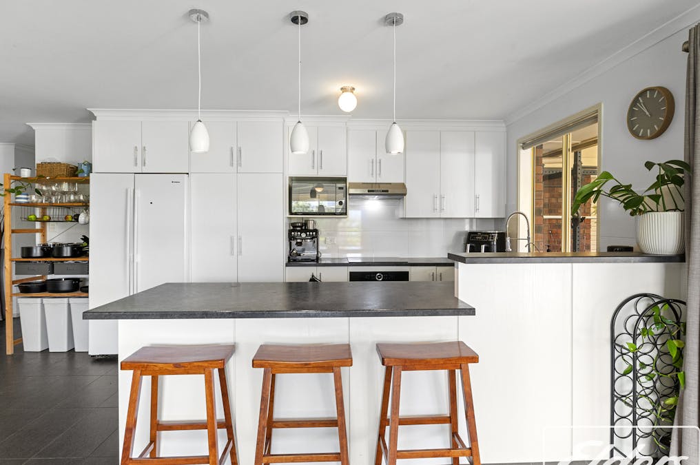 6 Springbett Drive, Hayborough, SA, 5211 - Image 11