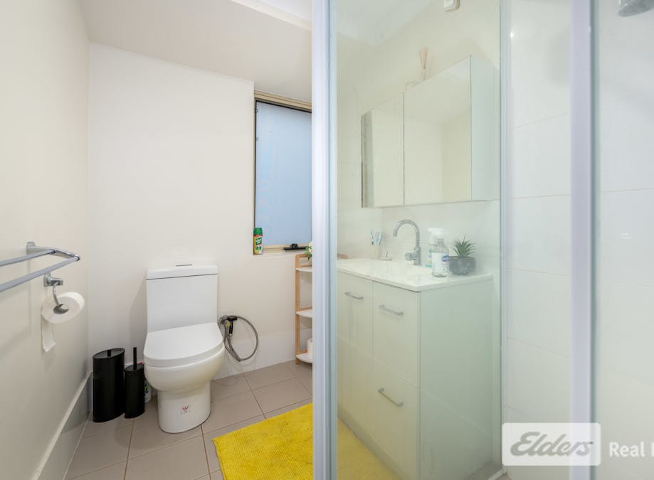 5 Latania Grove, Warnbro, WA, 6169 - Image 11