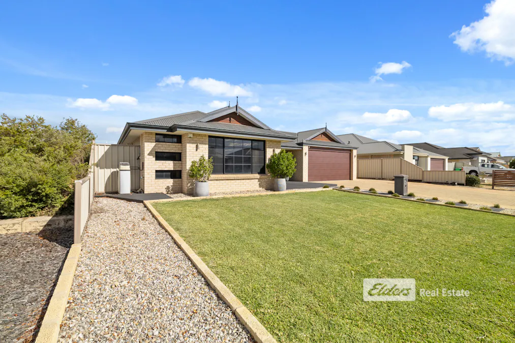 46 Jupiter Drive, Australind, WA, 6233 - Image 3