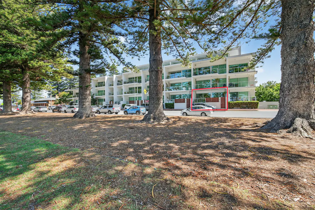 10/2-5 Flinders Parade, Victor Harbor, SA, 5211 - Image 5