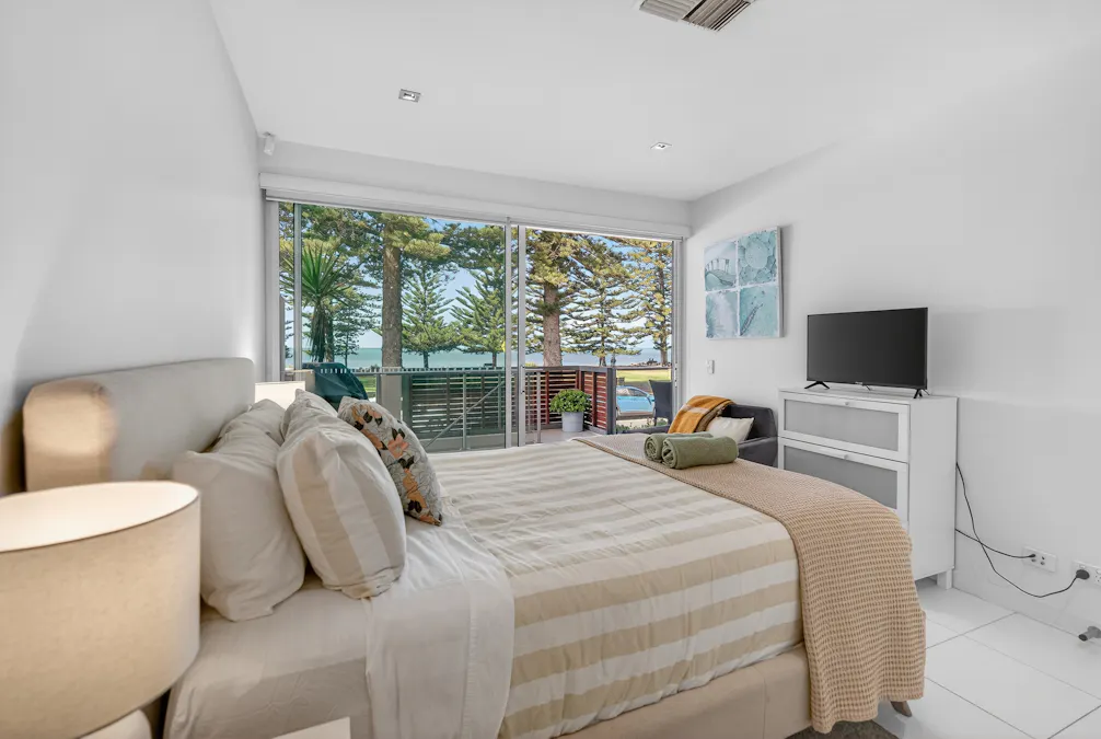 10/2-5 Flinders Parade, Victor Harbor, SA, 5211 - Image 12