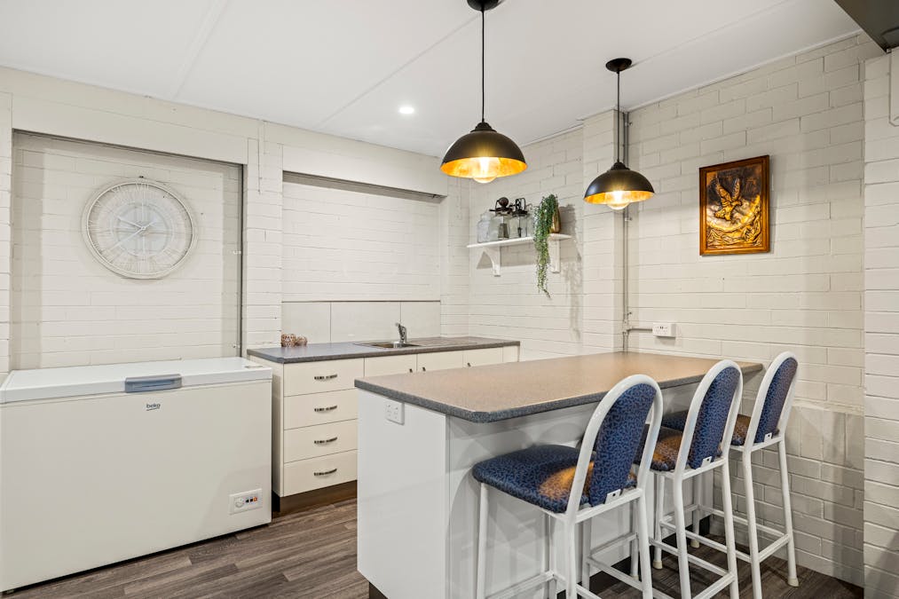 14 Lyndhurst Court, Newtown, QLD, 4350 - Image 16