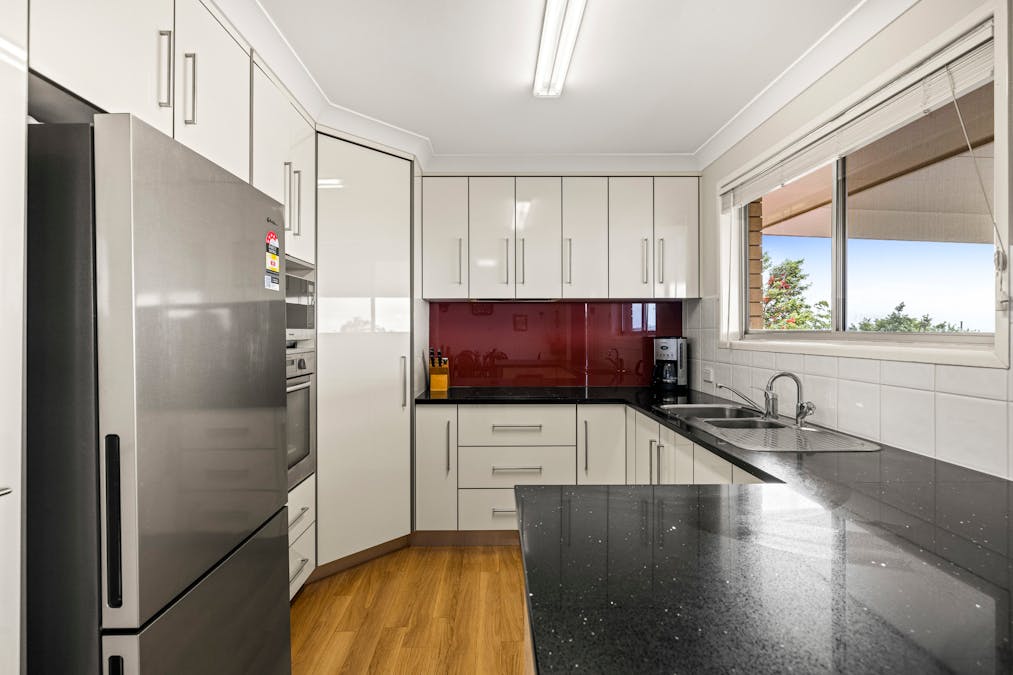 14 Lyndhurst Court, Newtown, QLD, 4350 - Image 7