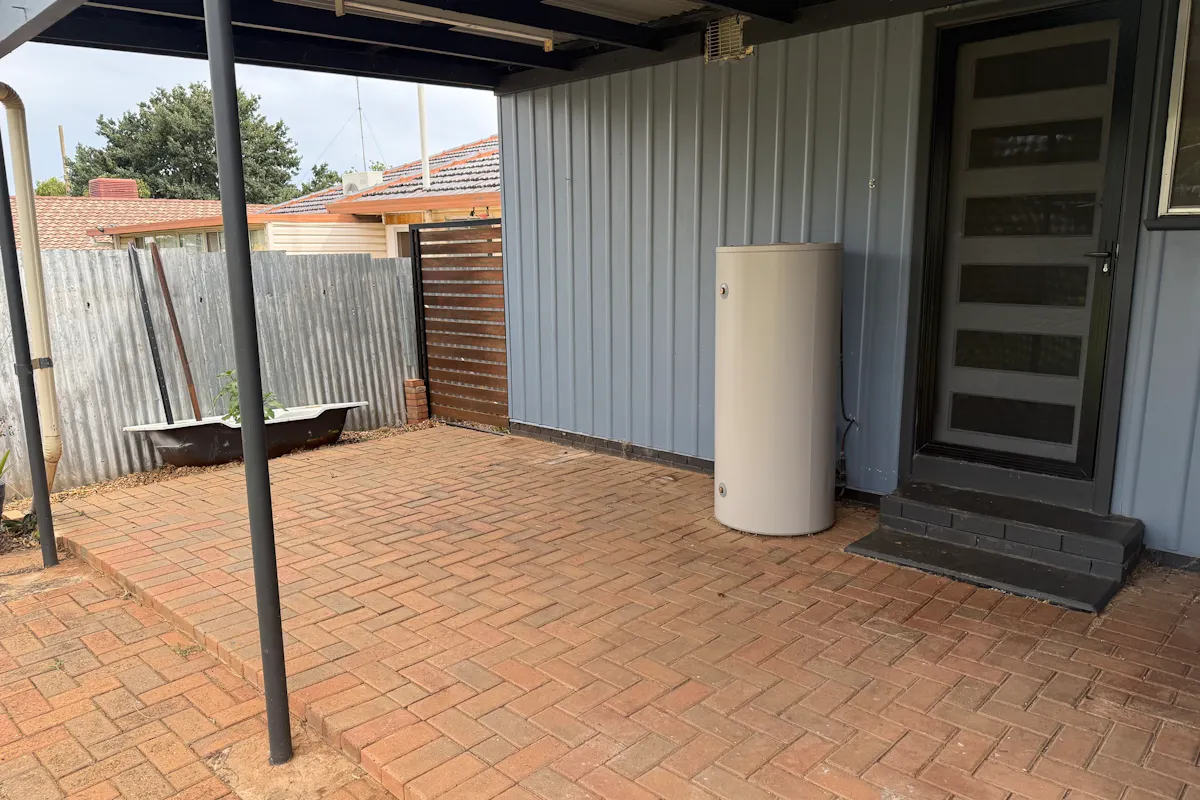 5 Glover Street — photo 12 of 13