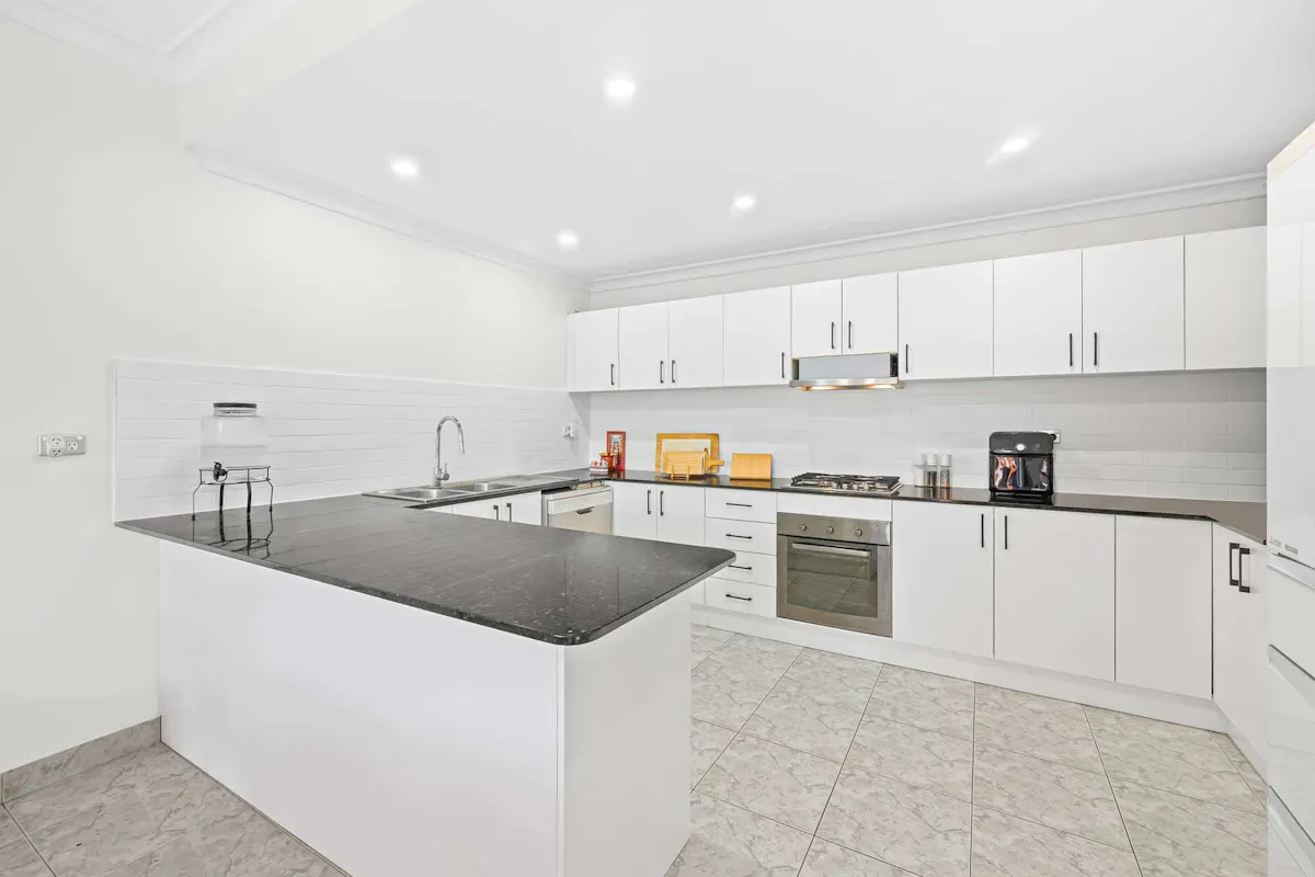5/40 Roberts Road — photo 5 of 15