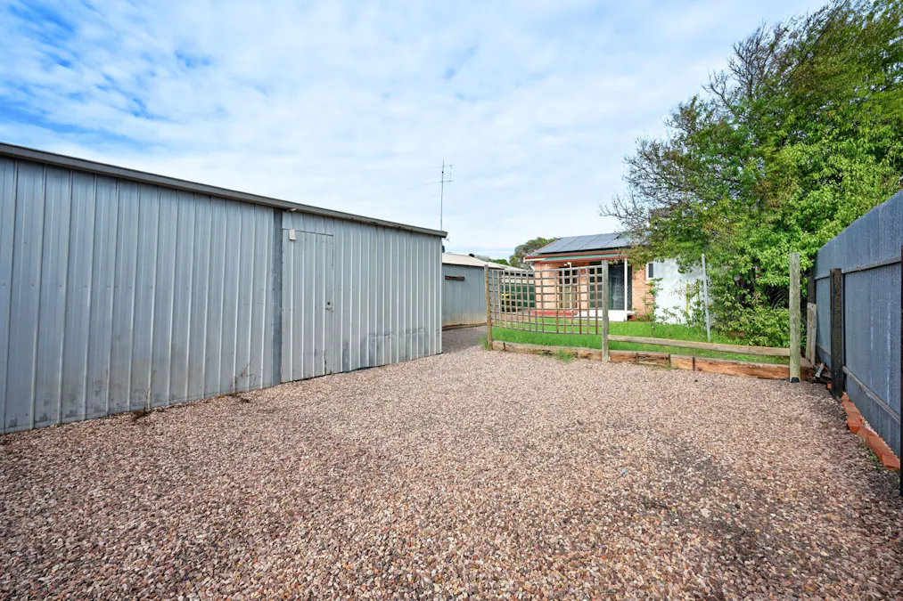 8 Burns Street, Whyalla Norrie, SA, 5608 - Image 14
