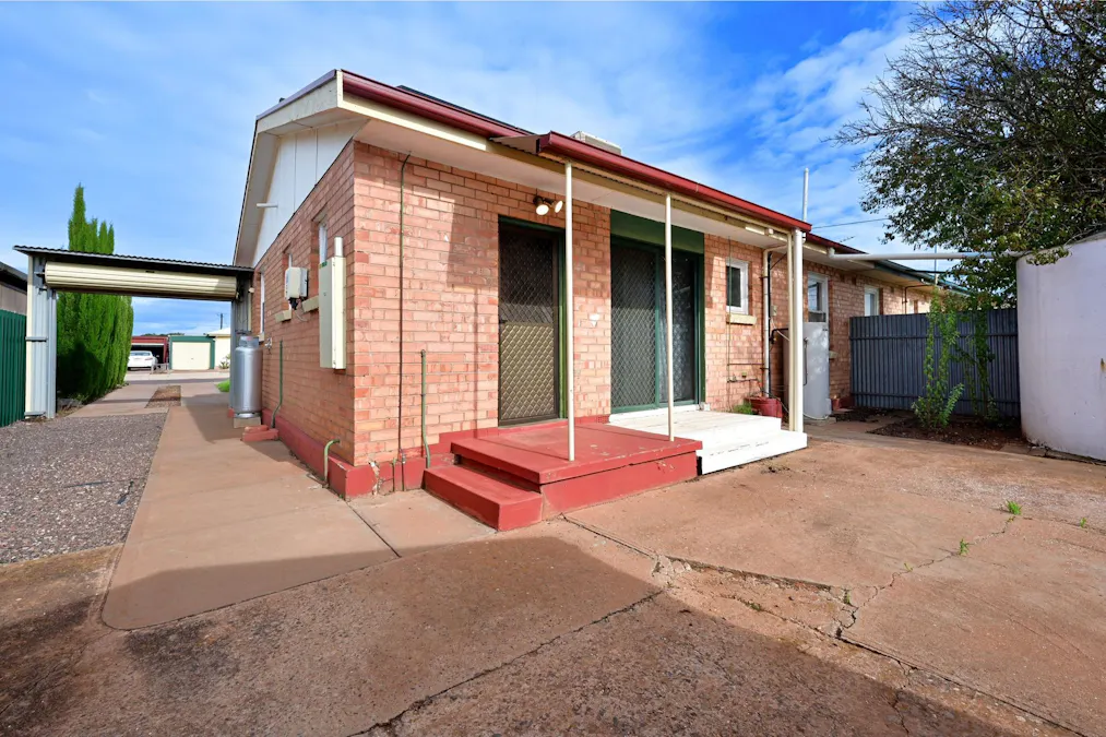 8 Burns Street, Whyalla Norrie, SA, 5608 - Image 11