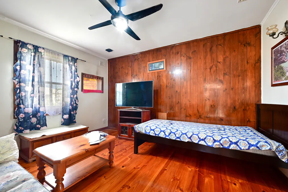 8 Burns Street, Whyalla Norrie, SA, 5608 - Image 3