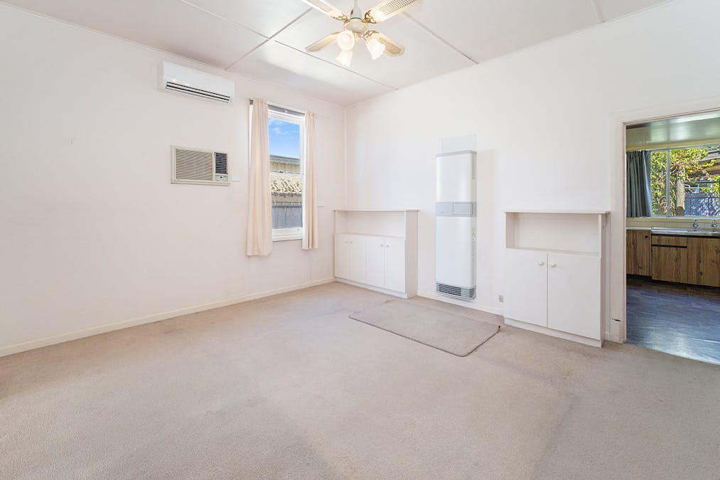 58 Bree Road, Hamilton, VIC, 3300 - Image 5