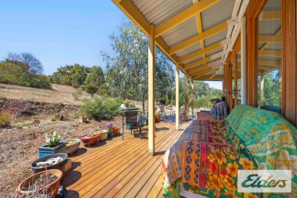 2a Palmerston Street, Newstead, VIC, 3462 - Image 24