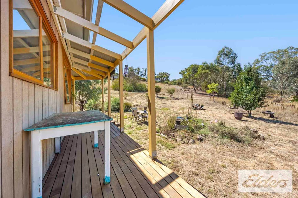 2a Palmerston Street, Newstead, VIC, 3462 - Image 25