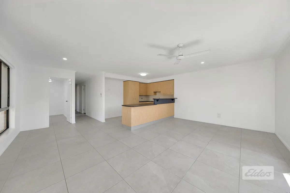 17 Huntington Court — photo 3 of 17