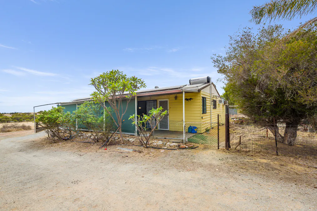 21 York Gum Drive, Goomalling, WA, 6460 - Image 2