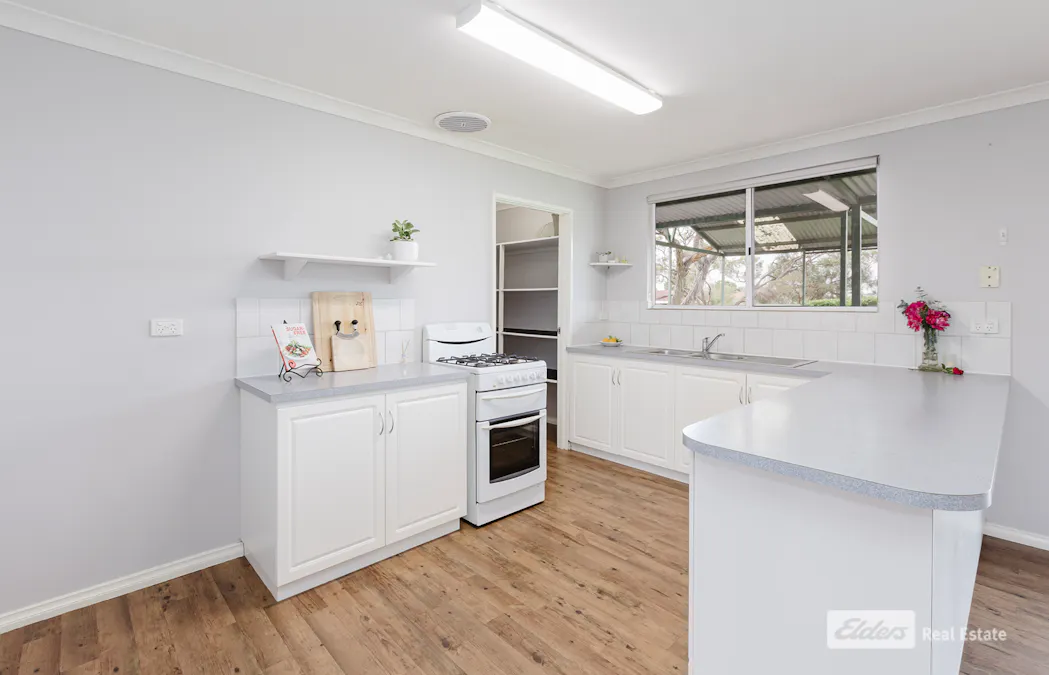 22 Flemington Street, Orana, WA, 6330 - Image 9