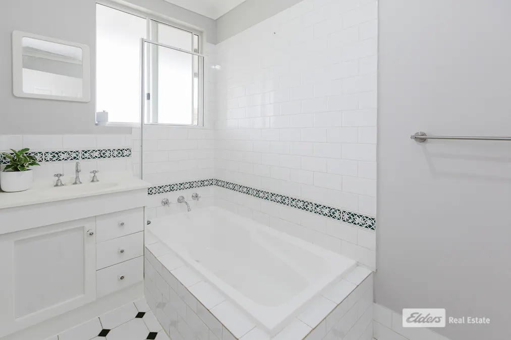 22 Flemington Street, Orana, WA, 6330 - Image 22