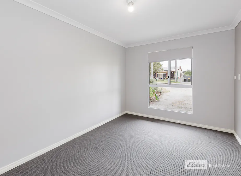 22 Flemington Street, Orana, WA, 6330 - Image 21