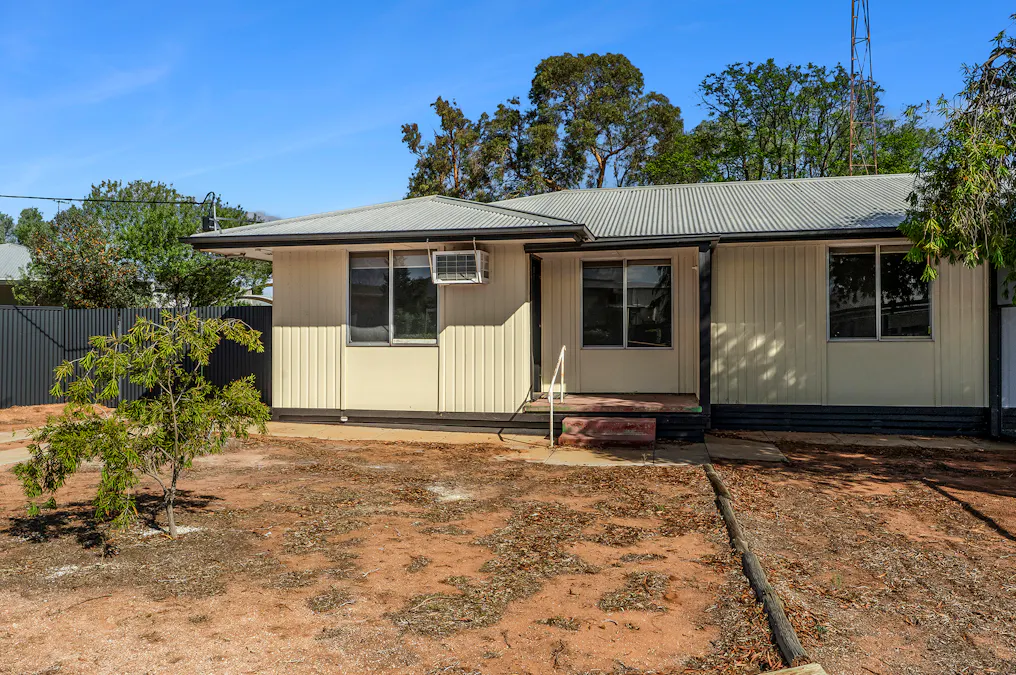 26 Jacobs Street, Waikerie, SA, 5330 - Image 2