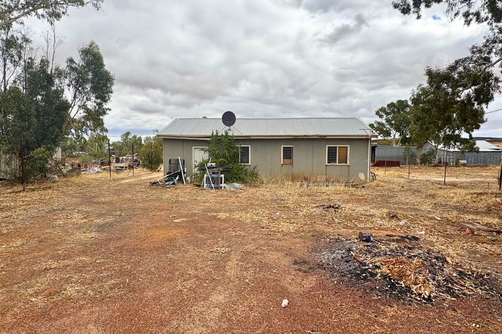 32 Commercial Road, Wongan Hills, WA, 6603 - Image 4