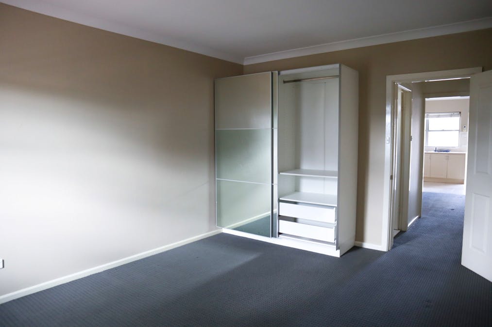 3/110 Bentinck Street, Bathurst, NSW, 2795 - Image 2