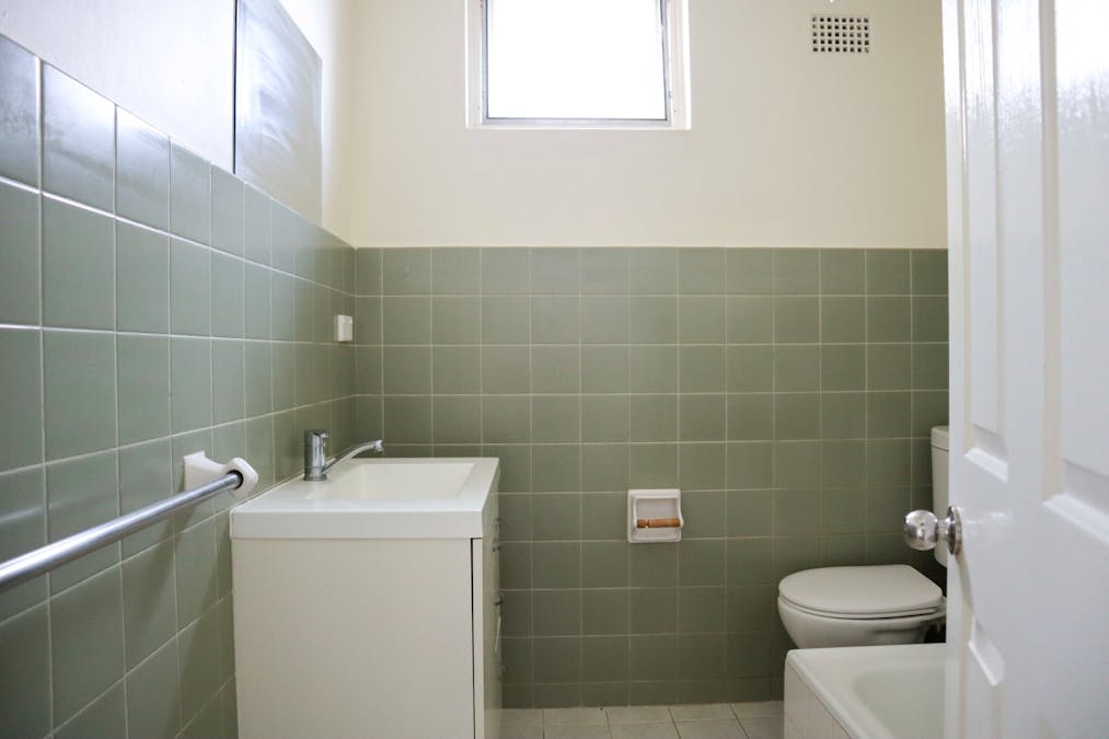 3/110 Bentinck Street, Bathurst, NSW, 2795 - Image 3