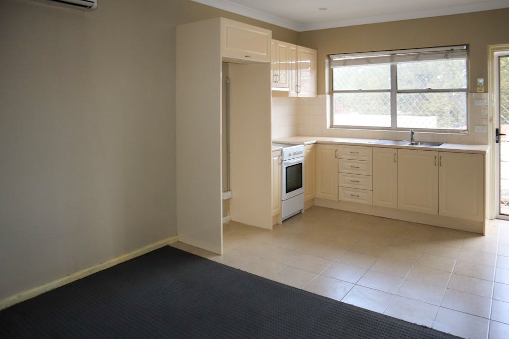 3/110 Bentinck Street, Bathurst, NSW, 2795 - Image 6